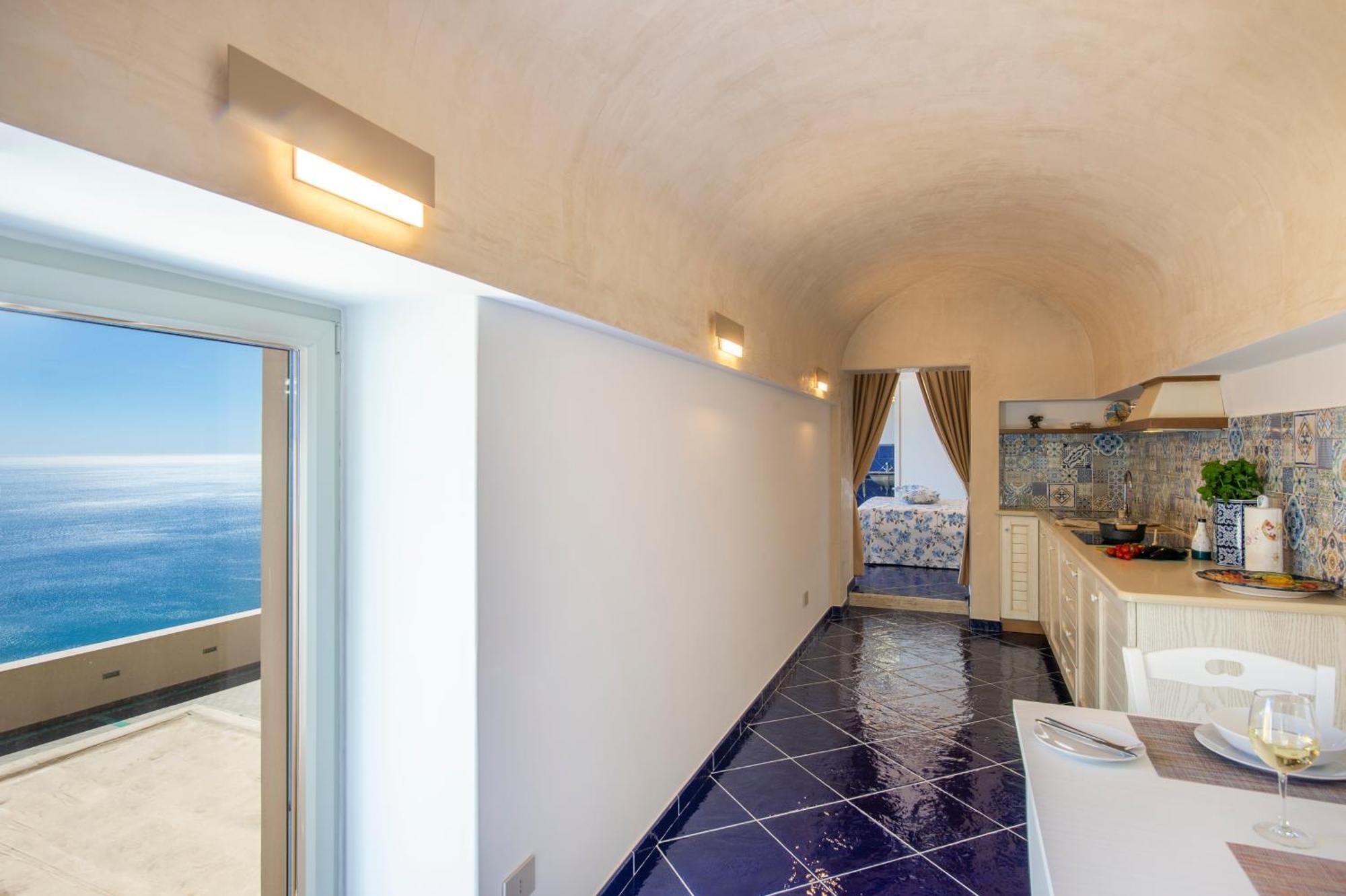 Le Contrade By Sosore Holiday Homes -Amalfi Coast Furore Esterno foto