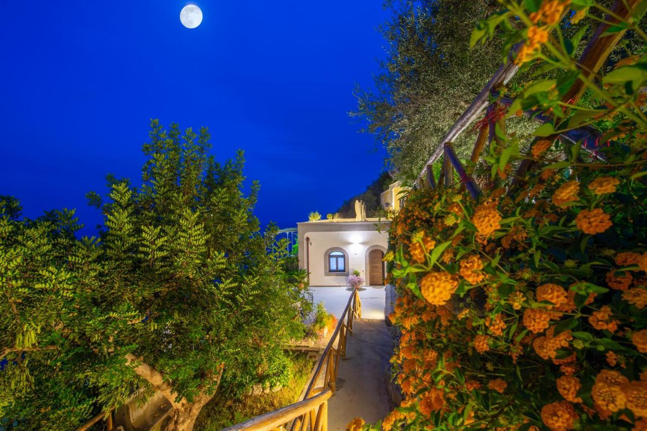 Le Contrade By Sosore Holiday Homes -Amalfi Coast Furore Esterno foto